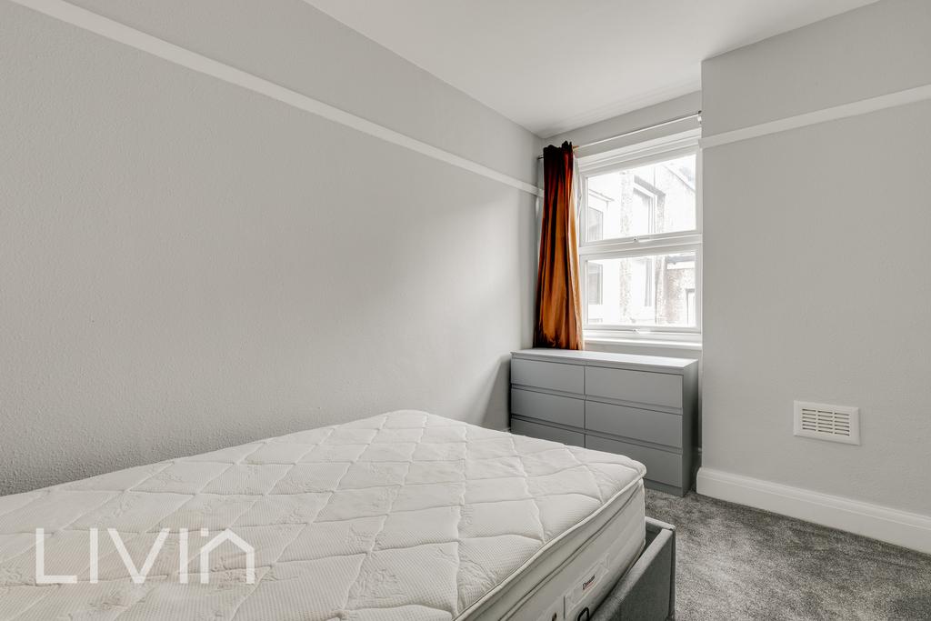 219 Grange Road, SE25 - 8