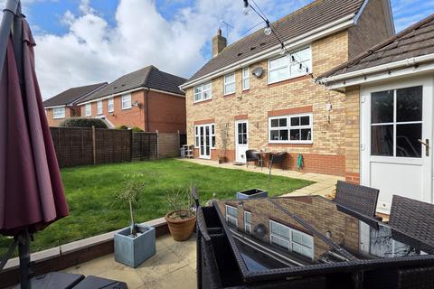 4 bedroom detached house for sale, Flying Fields Road, Southam, CV47