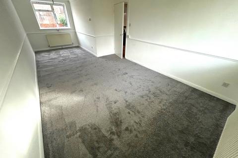 undefined, Lennox Close, Romford