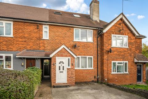 61 Voce Road, London, SE18 2LW