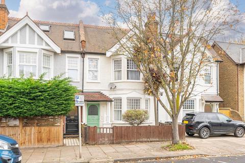 undefined, London Road, Twickenham TW1