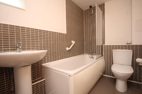 2 bedroom ground floor flat to rent, 384 Main Street, Bonhill, Alexandria, G83 9HT