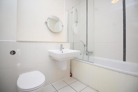 2 bedroom apartment to rent, Brooklyn House, The Hub