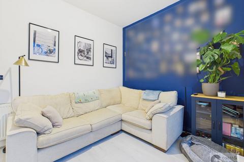 2 bedroom ground floor flat for sale, Orchard Gardens, Teignmouth