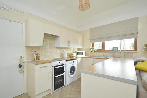 undefined, PRIVATE BALCONY * SANDOWN