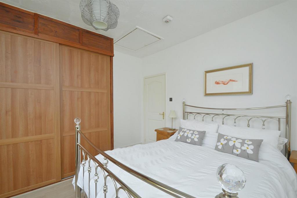 Resized Bed B.jpg