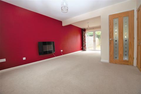 2 bedroom terraced house to rent, Cromers Close, Tewkesbury GL20
