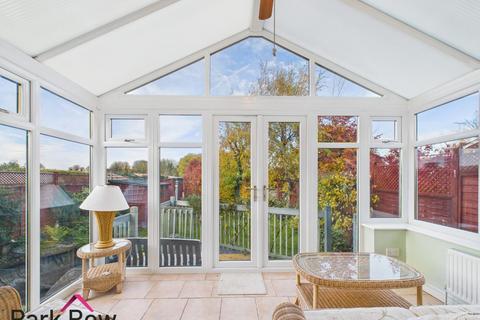 3 bedroom semi-detached house for sale, Westfield Close, South Milford, Leeds
