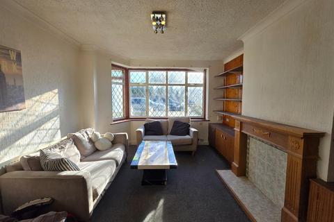 3 bedroom terraced house to rent, Darcy Drive, Harrow, Middlesex, HA3 9JP
