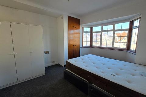 3 bedroom terraced house to rent, Darcy Drive, Harrow, Middlesex, HA3 9JP