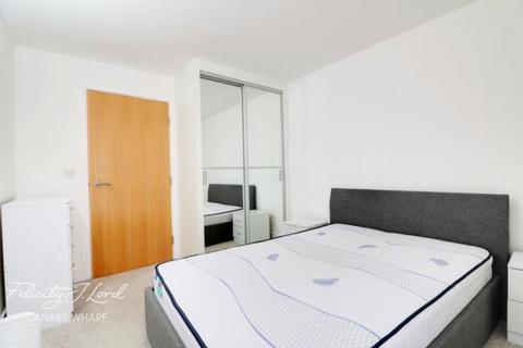 2 bedroom apartment to rent, Cassilis Road, LONDON