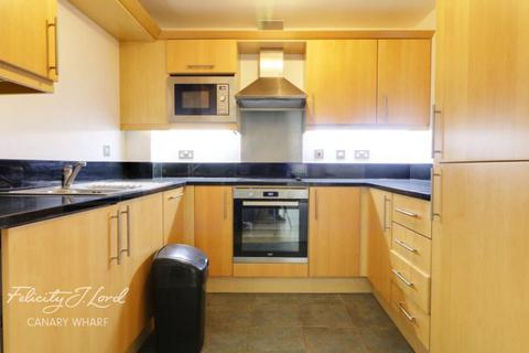 2 bedroom apartment to rent, Cassilis Road, LONDON