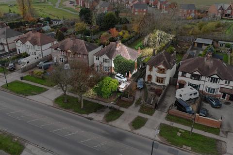 undefined, The Long Shoot, Nuneaton