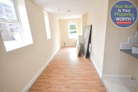 undefined, Queen Street, Bedford