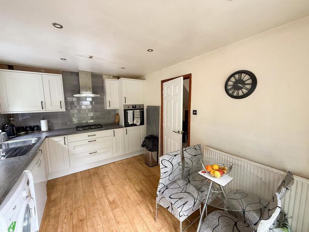 Property 15.jpg