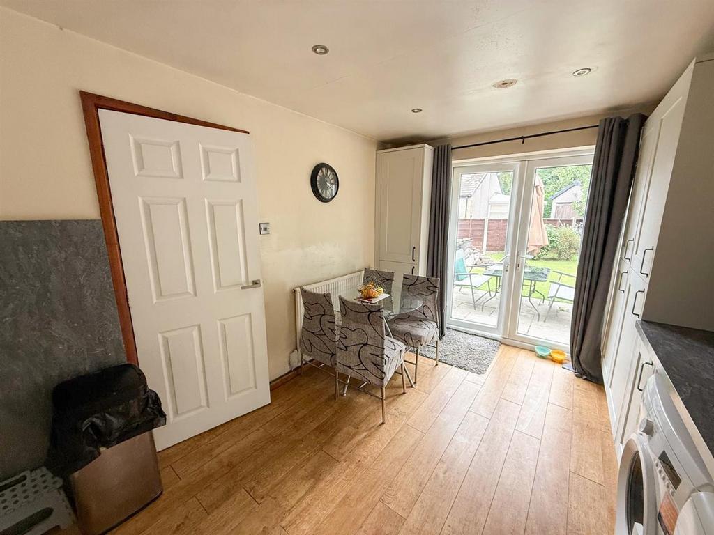 Property 14.jpg