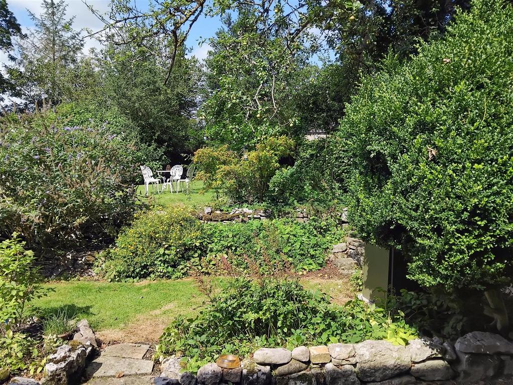 Oak cottage 2.jpg