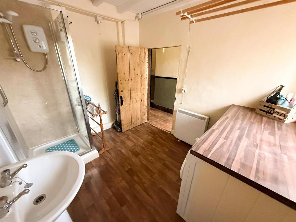 Property 10.jpg