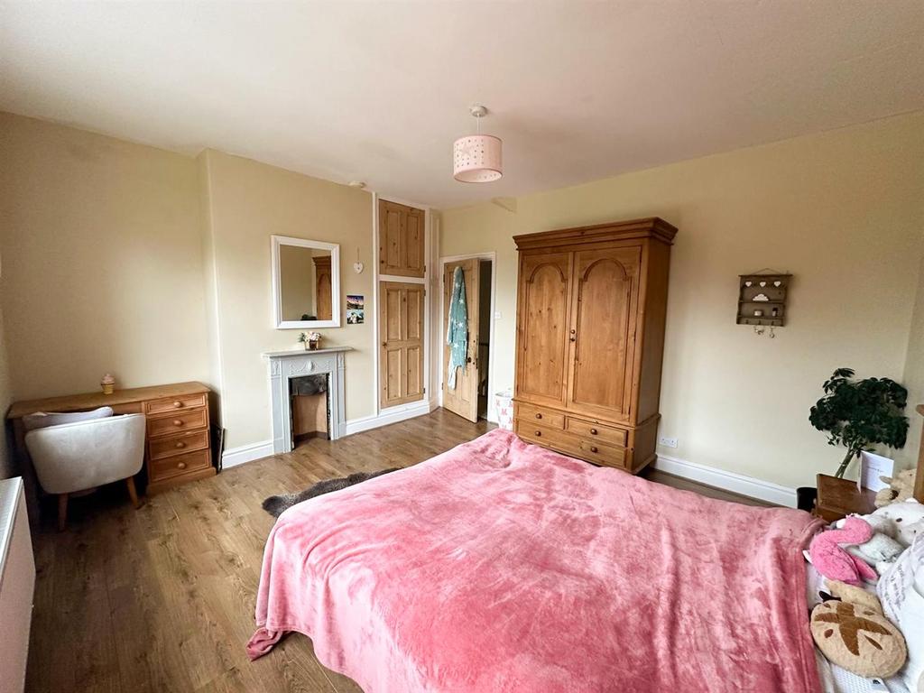Property 27.jpg