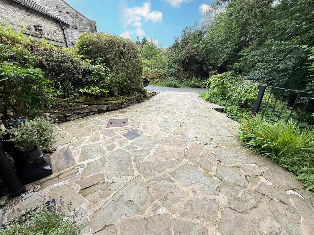 Property 12 copy.jpg