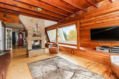 undefined, Hampden Hill, Beaconsfield, Buckinghamshire, HP9
