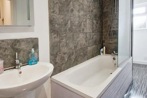 1 bedroom terraced house to rent, Bolton Road, Bolton