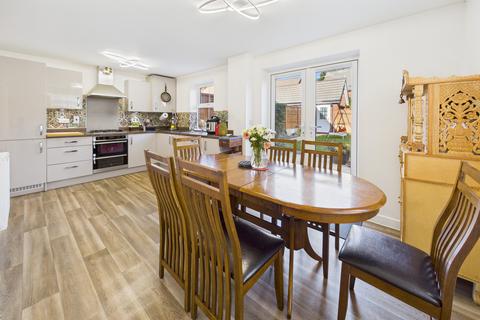 3 bedroom semi-detached house for sale, Camberwell Place, Hemel Hempstead, HP2