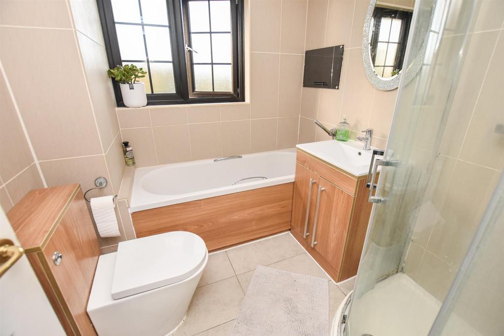 4 Piece Bathroom