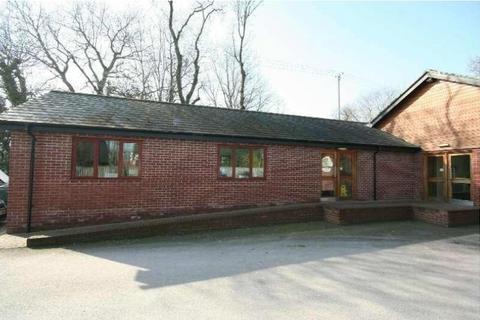 Office to rent, Winsor Rd Winsor SO40 2HR