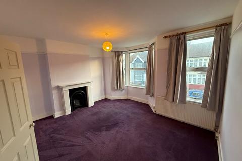 undefined, Lincoln Road, Enfield EN1