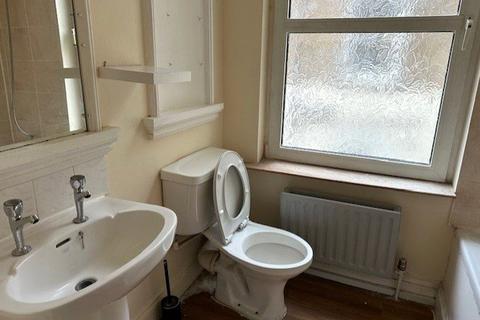 1 bedroom flat to rent, Gordon Road, Margate CT9