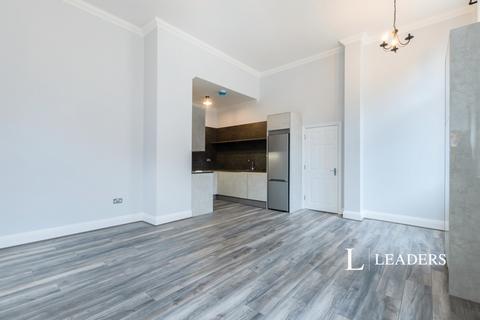 2 bedroom flat to rent, Poole Road, Bournemouth, BH4