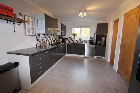 5 bedroom detached house for sale, Devitt Way, Broughton Astley LE9