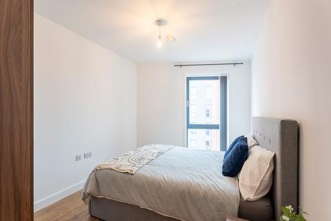 undefined, Saxton Lane, Leeds LS9