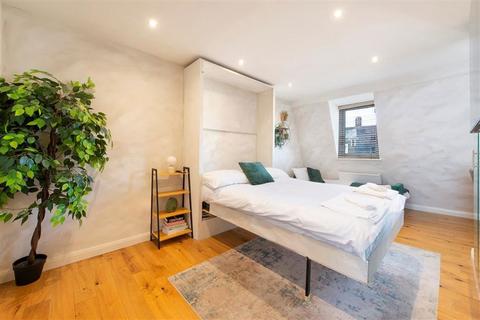 undefined, Kingsland Road, London E2