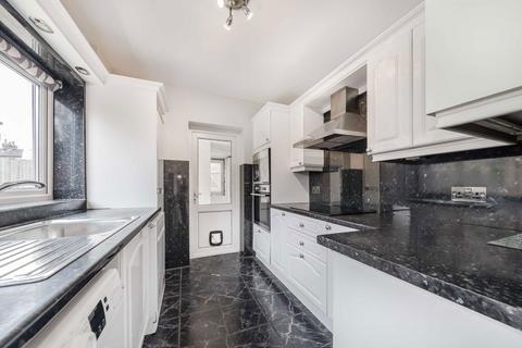 undefined, Markway, Sunbury-On-Thames TW16