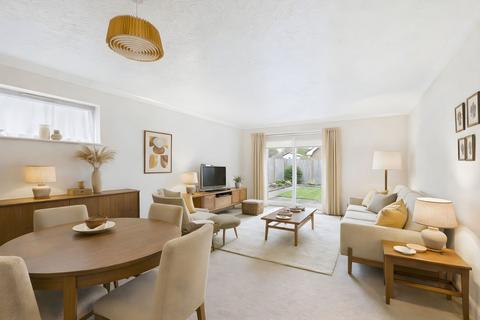 2 bedroom detached bungalow for sale, Clements Close, Scole