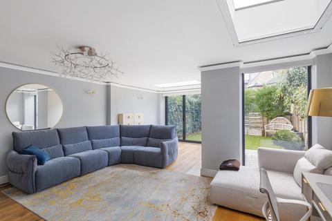 undefined, Red Post Hill, London, SE24
