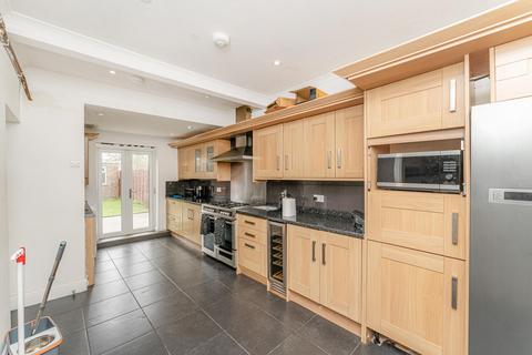 3 bedroom terraced house for sale, Beaconsfield Road, Enfield