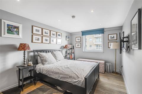 2 bedroom apartment for sale, Lombard Road, London, SW11