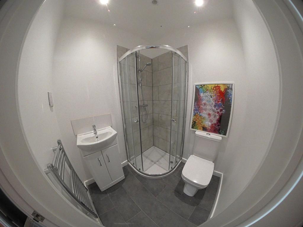 Bedroom 3 Ensuite