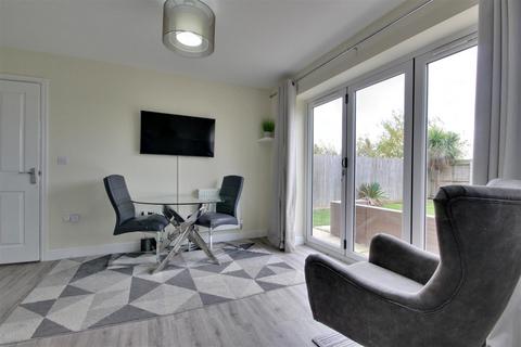 4 bedroom detached house for sale, Paradise Drive, Woodmansey, Beverley