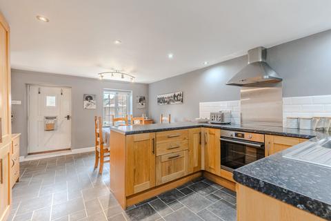 undefined, Truly Charming Cottage in Docking