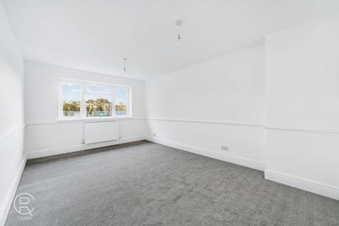 4 bedroom terraced house for sale, Allingham Close, London, W7