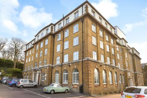 1 bedroom flat to rent, Vanbrugh Hill London SE3
