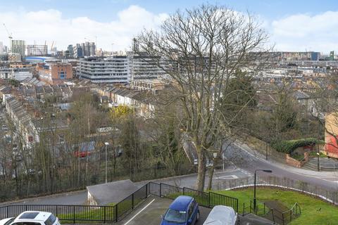 1 bedroom flat to rent, Vanbrugh Hill London SE3
