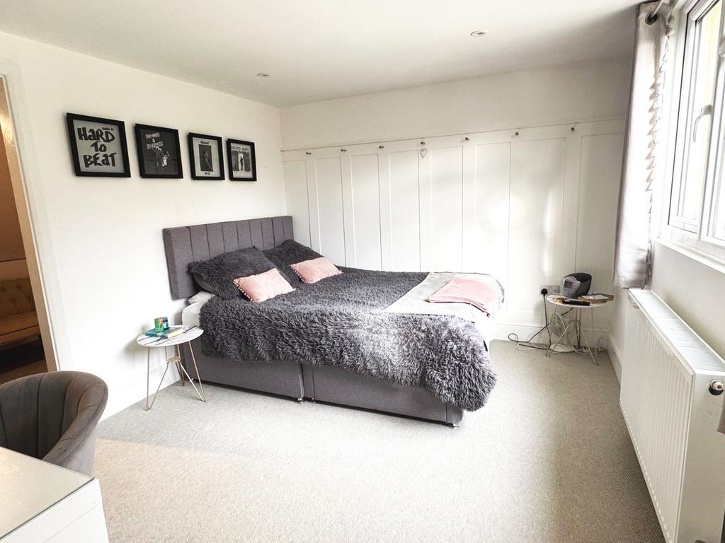 Bed 4