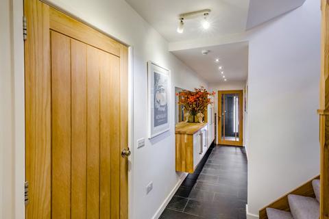 5 bedroom detached house for sale, Binns Lane, Holmfirth, HD9