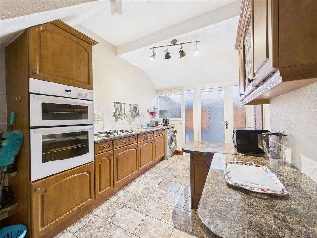 CAM05451 G0-PR0072-STILL010.jpg