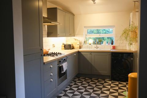 14 Ingleton Road, Stockport, SK3 9NN